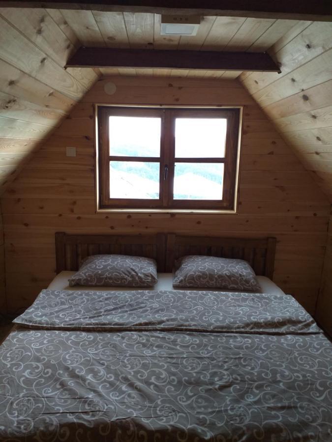 Koliba Kod Begija Bed & Breakfast Paljevine Eksteriør bilde